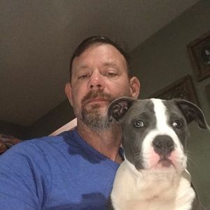 Meet your Posher, Dennis